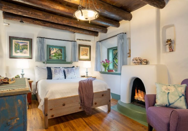 unique-and-luxurious-lodging-in-santa-fe-new-mexico